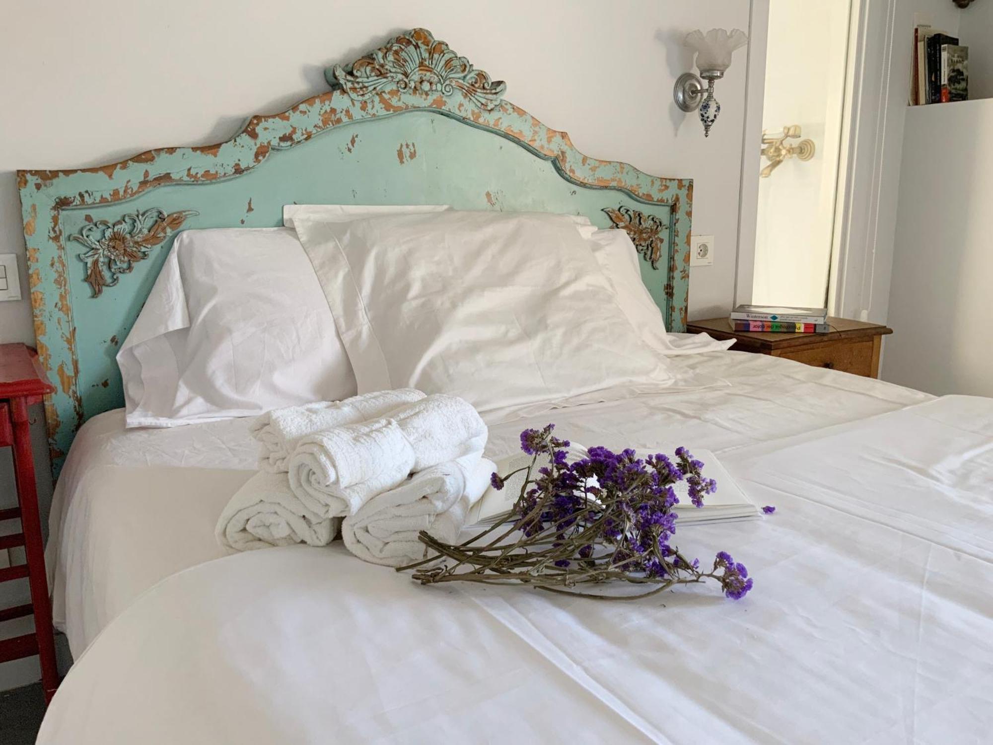 La Grulla Dorada Guest House Perales del Puerto ภายนอก รูปภาพ